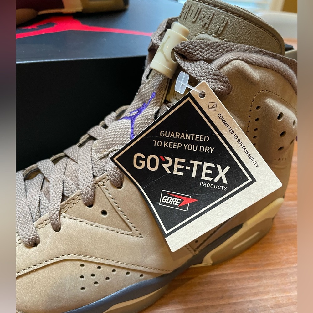 NEW IN BOX JORDAN WOMEN'S 6 RETRO GTX BROWN KELP / TEAM GOLD - SHADOW BROWN - Picture 9 of 16